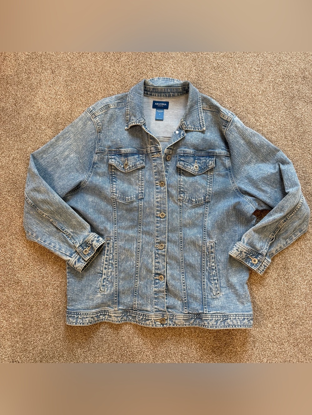 Arizona Jean Company Light Wash Blue Denim Jacket
